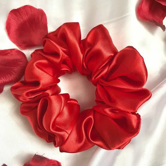 SCRUNCHIES FOR GIRLS HAIR HIGH QUALITY SILK